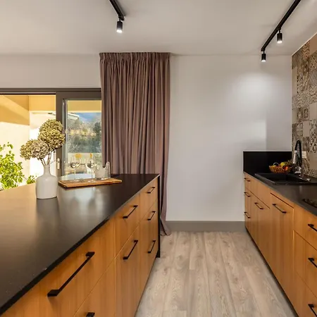 Holiday home Awesome In With Wifi Boljun